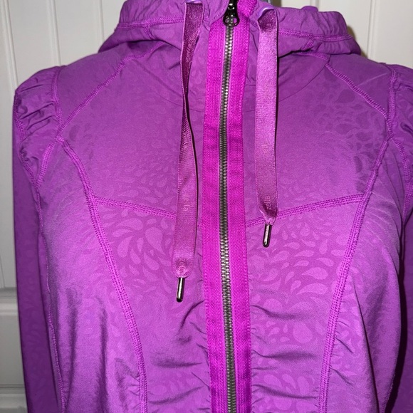 💕 Zella Purple Zip Hooded Jacket Zip Pockets Size L Athletic Windbreaker running - Picture 2 of 7